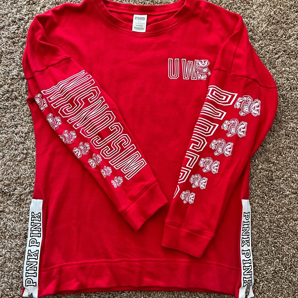 Pink Wisconsin badgers crew neck light sweatshirt